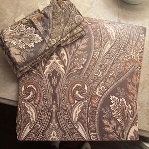 Pottery Barn placemats and napkins